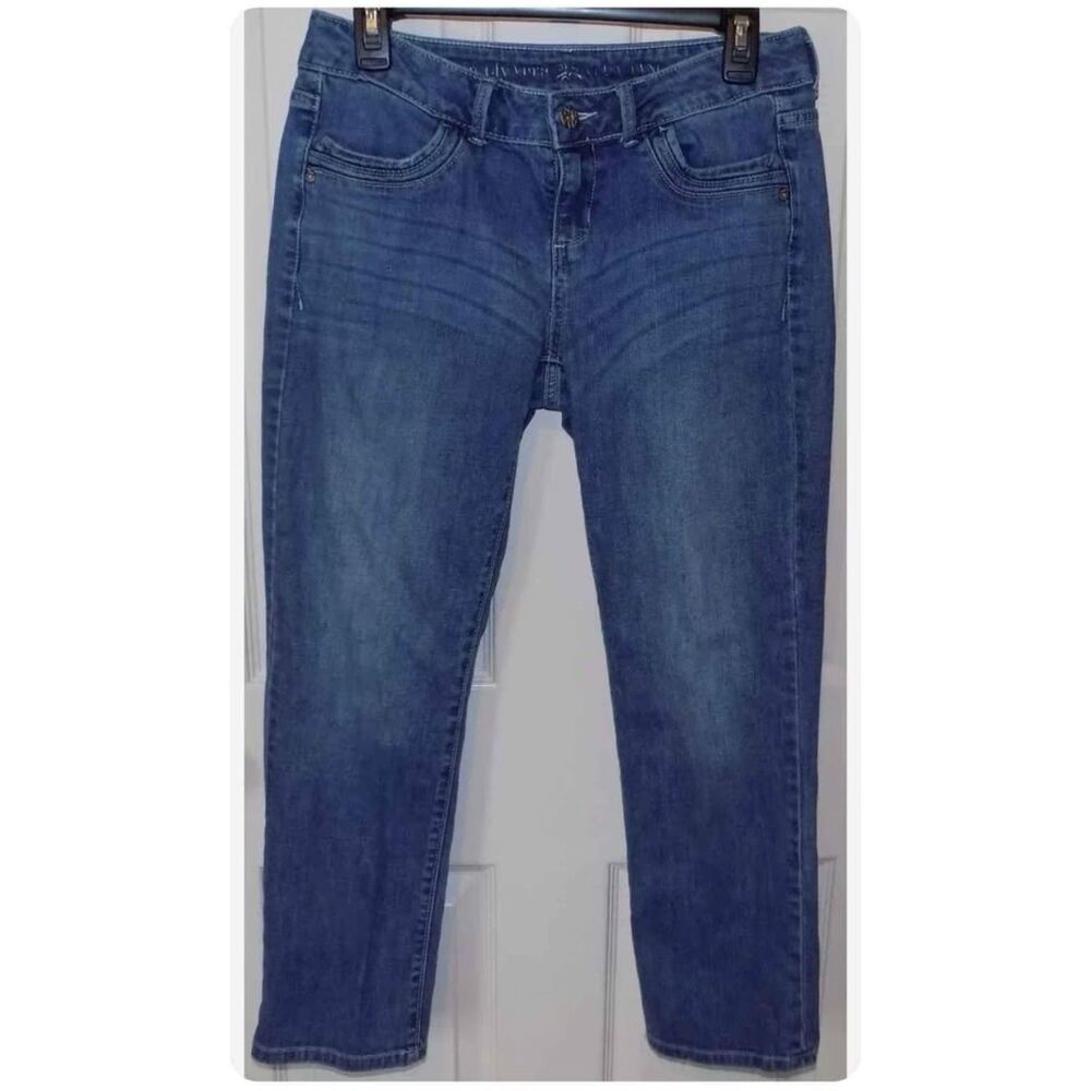 SIMPLY VERY by VERA WANG Straight Medium Wash Denim Jeans Women's size 6 - EUC